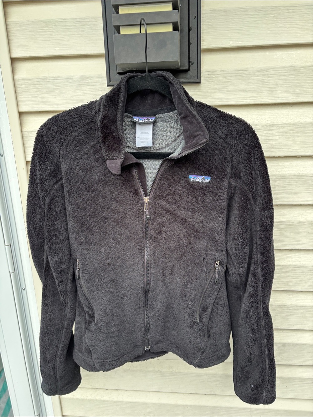 Patagonia Ladies Black Plush Full-Zip Fleece Jacket-S-(HAS “R” on it)